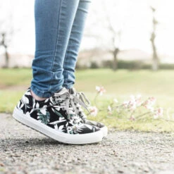 Chaussures De Sécurité Basses Femme Parade VENICE S1P SRC 18 Chaussures De Sécurité Basses Femme Parade VENICE S1P SRC -Vêtements Travail Série chaussures de securite basses femme parade venice s1p src