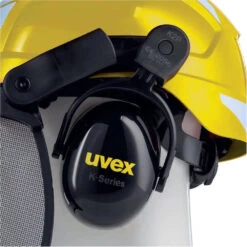 Kit Forestier Avec Casque De Protection Visière Grillagée Et Bouchons D'oreille PHEOS UVEX 15 Kit Forestier Avec Casque De Protection Visière Grillagée Et Bouchons D'oreille PHEOS UVEX -Vêtements Travail Série kit forestier pheos uvex coquille antibruit