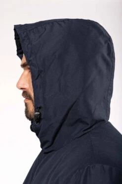Parka A Capuche Recyclée Imperméable Kariban 31 Parka A Capuche Recyclée Imperméable Kariban -Vêtements Travail Série parka a capuche recyclee impermeable kariban capuche