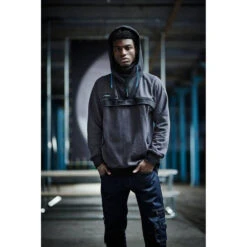 Sweat à Capuche Demi-zip Regatta Professional ASSAULT 10 Sweat à Capuche Demi-zip Regatta Professional ASSAULT -Vêtements Travail Série sweat a capuche demi zip regatta professional assault gris fonce noir mannequin